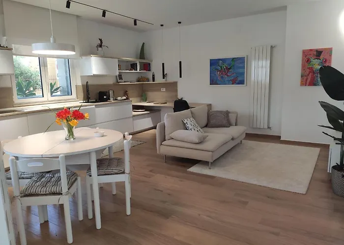 Civico 122 A 아파트